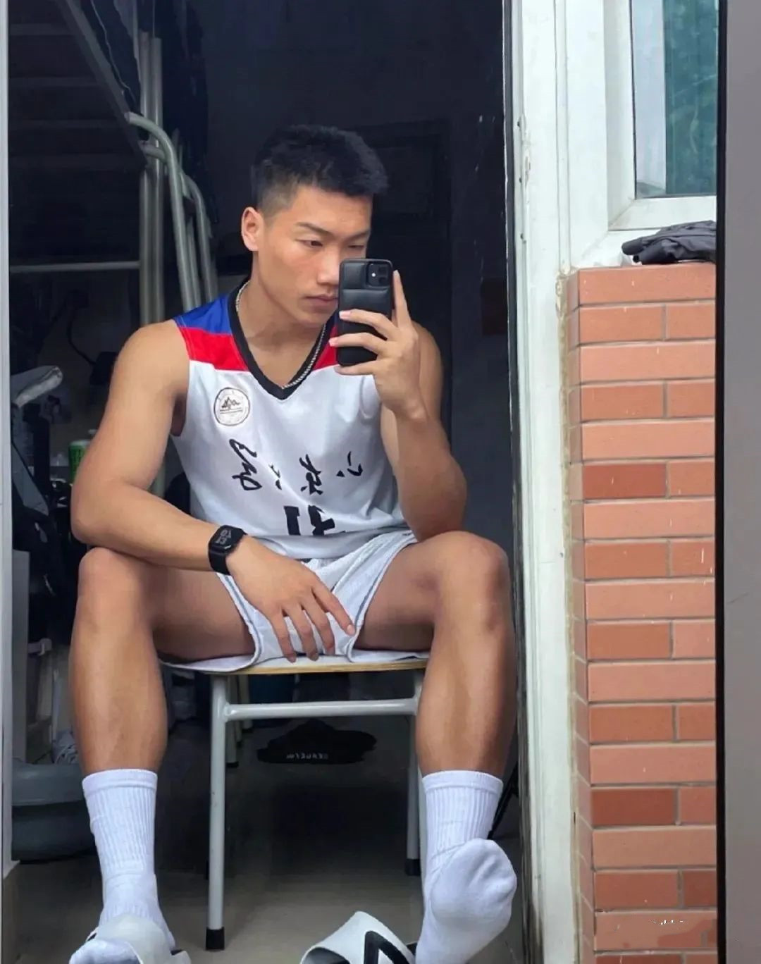 肌肉型男体育生